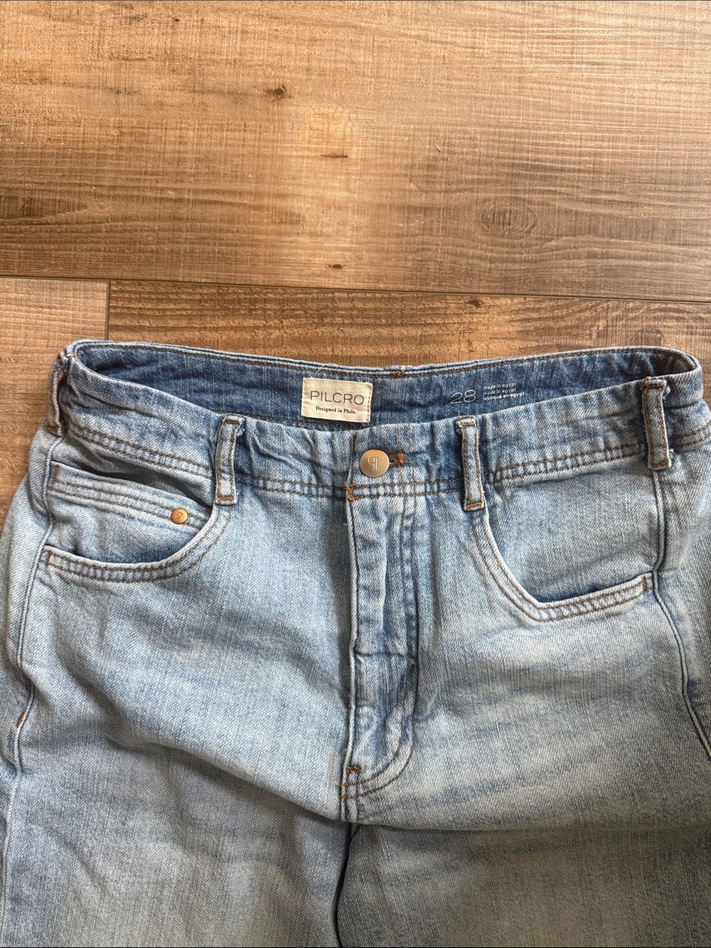 Pilcro Adi regenerative Jeans - Picture 4 of 5